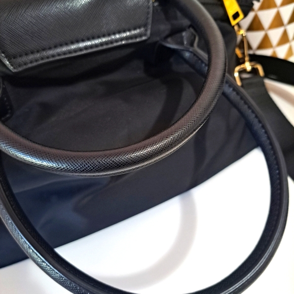 Prada Crossbody Tote, Saffiano, Black, Almost New - Picture 8 of 11